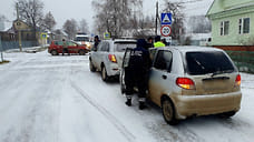 Три автомобиля столкнулись в селе в Удмуртии