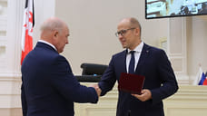 Гендиректору завода «Элеконд» вручили медаль ордена за «За заслуги перед Отечеством» II степени