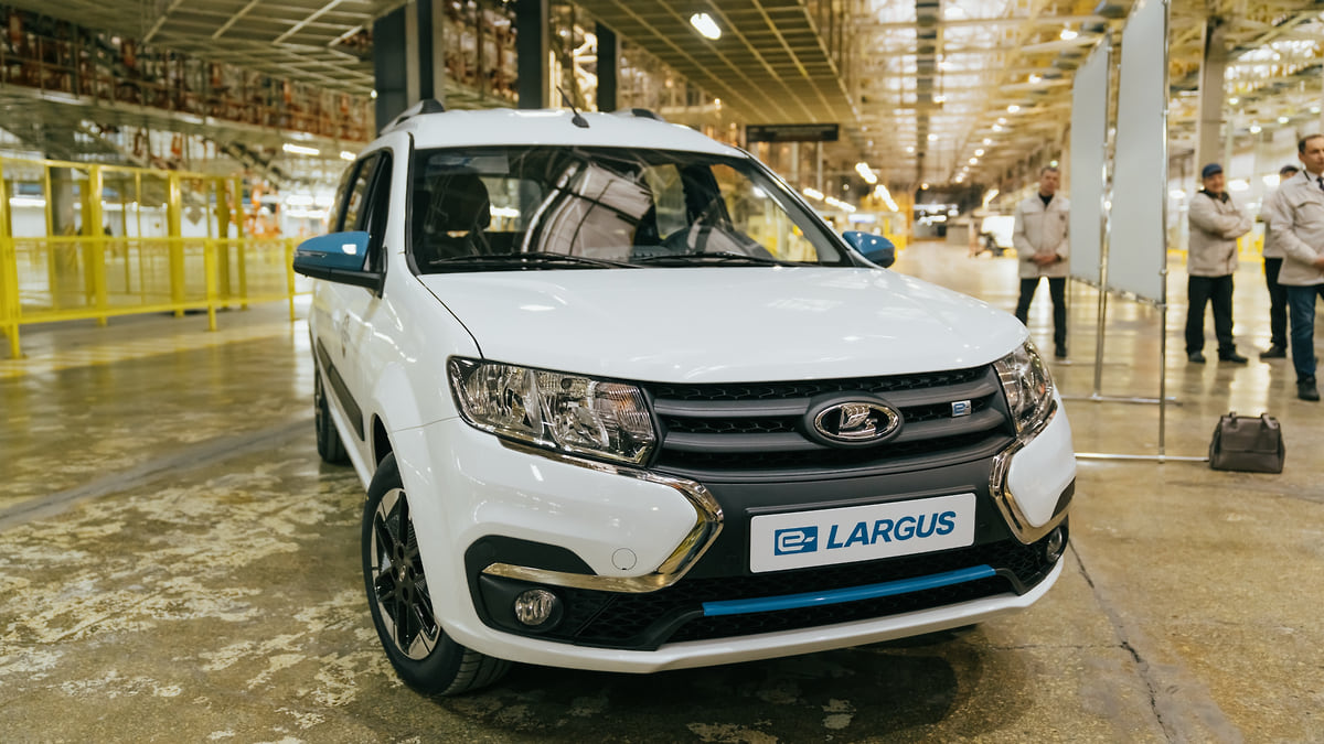 АвтоВАЗ» запустит серийное производство Lada Largus в Ижевске 15 мая –  Коммерсантъ Ижевск