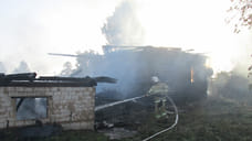 Огонь уничтожил жилой дом и хозяйственные постройки в Дебесском районе Удмуртии