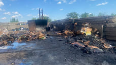 Пожар случился в южной части овощебазы на улице Пойма в Ижевске