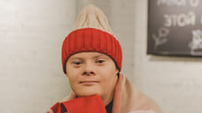 В Удмуртии представили коллекцию одежды в цвете «Ижевский рябиновый»