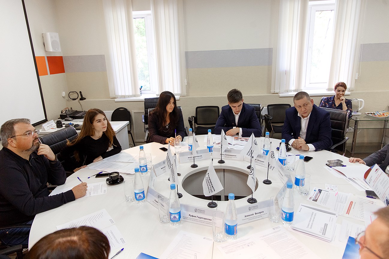 "Ъ-Удмуртия" провел круглый стол на тему: «Лизинг - эффективный механизм обновления и модернизации основных фондов»