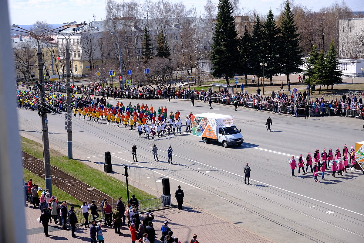 Парад в ижевске фото