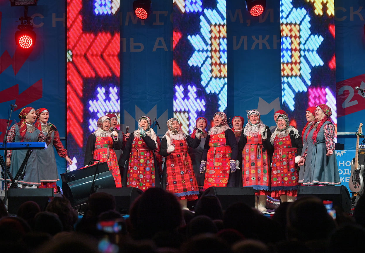 Группа «Малпан», знаменитые «Бабушки из Бураново» и ярославская кавер-группа «Мамульки-бенд» спели песню о мечте из мультфильма «Летучий корабль».
