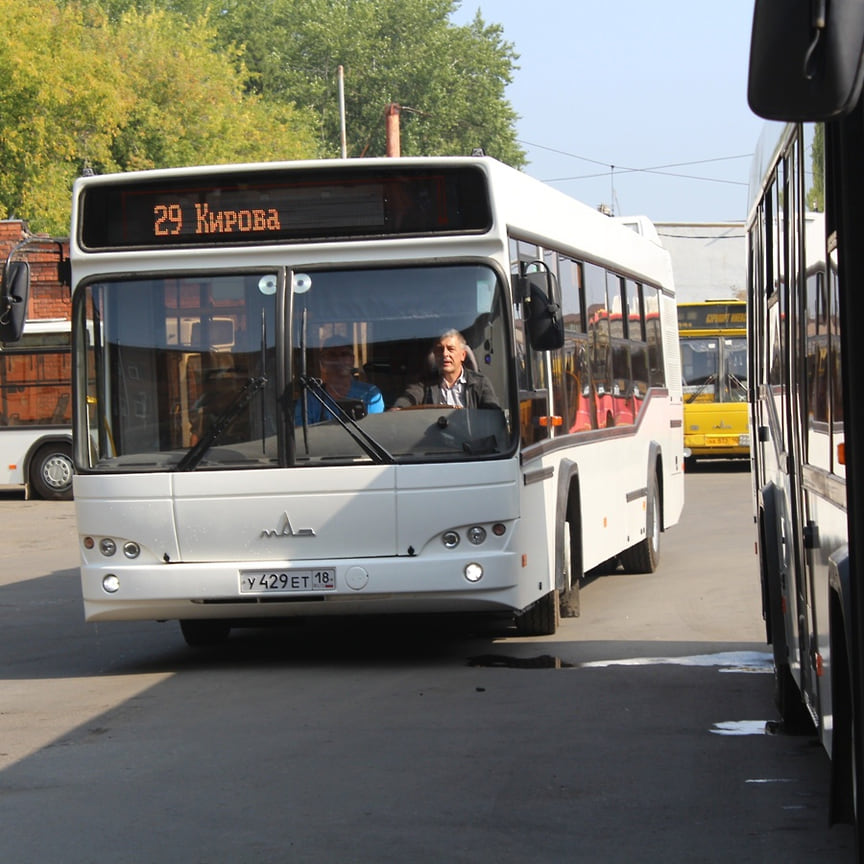 Городской автопарк пассажирского транспорта Ижевска будет обновлен на треть в 2021 году. До конца декабря в городе появятся еще почти 70 новых автобусов.