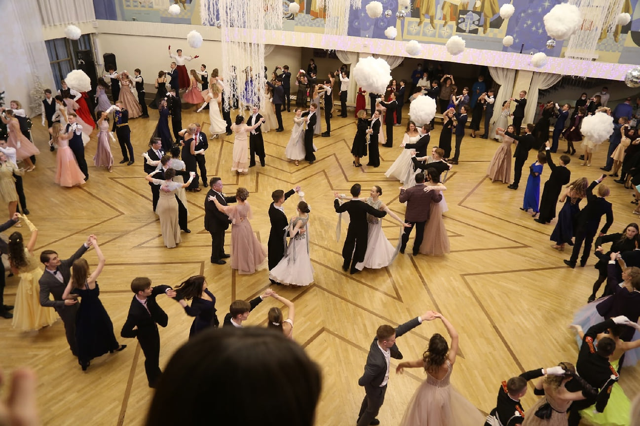 Господин Губаев поблагодарил школьников за стремление учиться и развиваться, а также выразил благодарность их родителям, учителям и тренерам за терпение и труд. Он отметил, что присутствие на данном мероприятие — «результат успехов и целеустремленности».