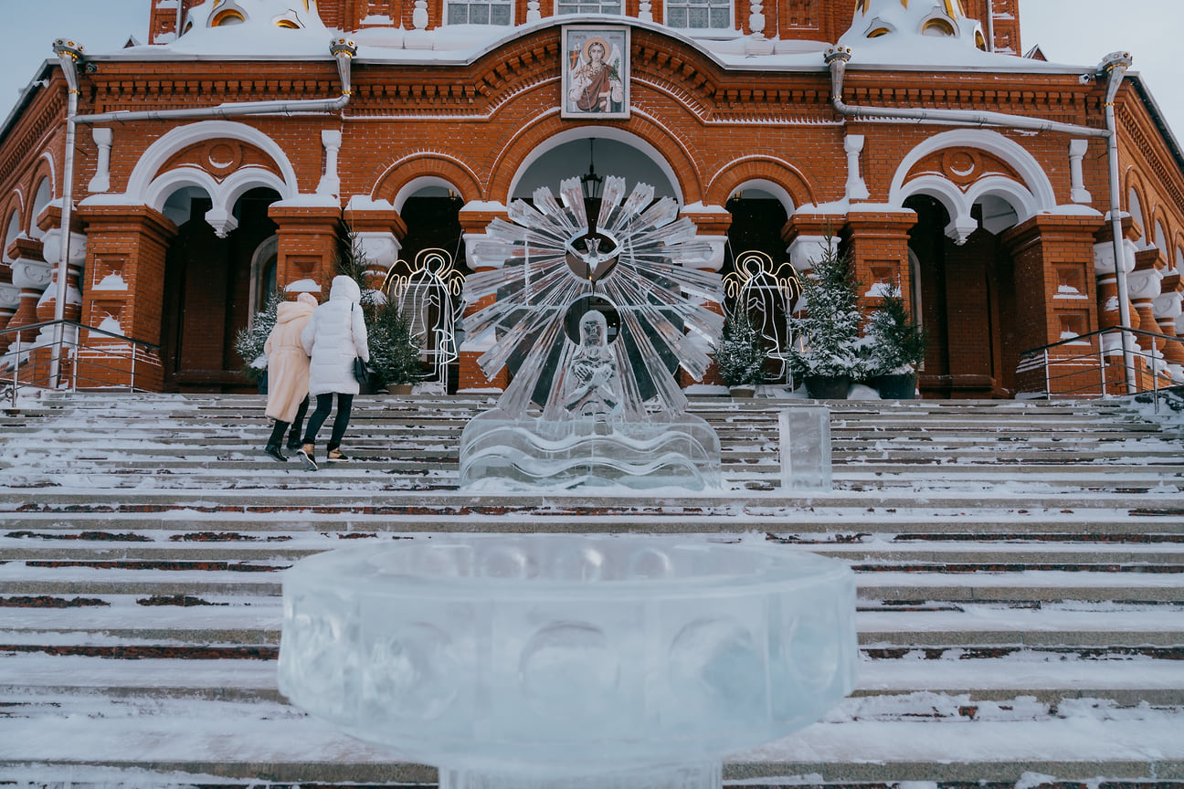 XIII Ледовый фестиваль Ангелов и Архангелов в Ижевске в январе 2024 года
