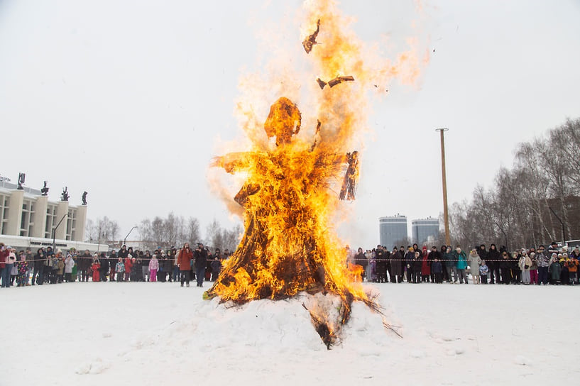 Масленичные гуляния в Ижевске