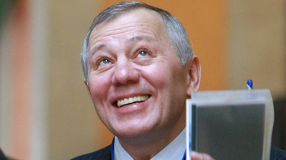Генеральный директор ОАО ТАИФ Альберт Шигабутдинов говорит, что Forbes ошибается в оценках то в меньшую, то в большую сторону