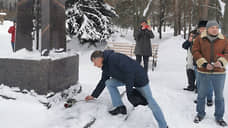 В Казани прошла акция памяти Бориса Немцова