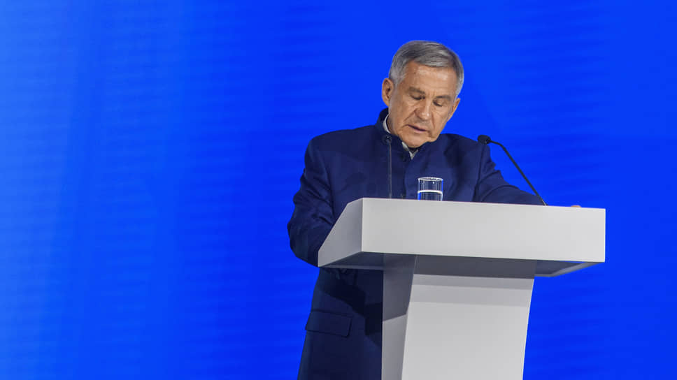 Минниханов стал почетным доктором петербургского политехнического университета