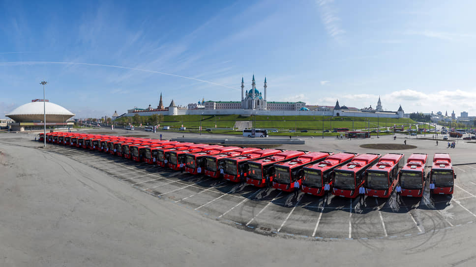 В Казани на маршруты вышли 30 новых экологичных автобусов НЕФАЗ