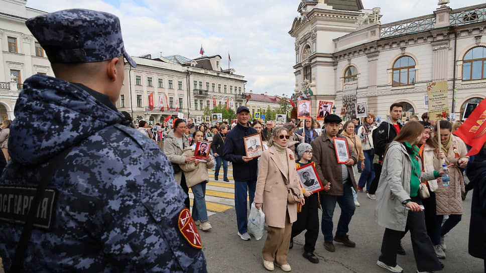 Около 600 сотрудников Росгвардии обеспечивали безопасность на 9 Мая в Татарстане