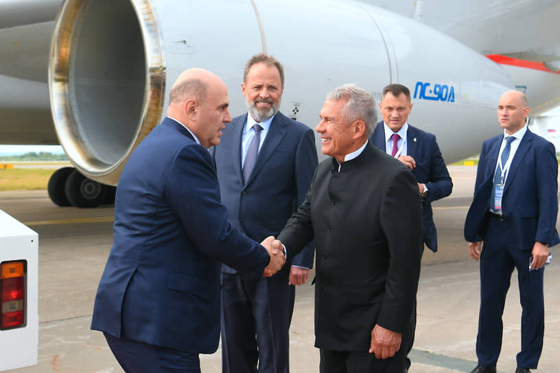 Михаил Мишустин пожелал Рустаму Минниханову удачи на выборах раиса