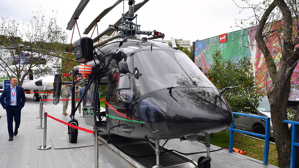Вертолет Ка-226 на выставке в рамках ВЭФ-2023
