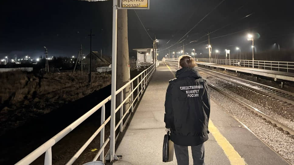 В Татарстане поезд насмерть сбил двоих человек