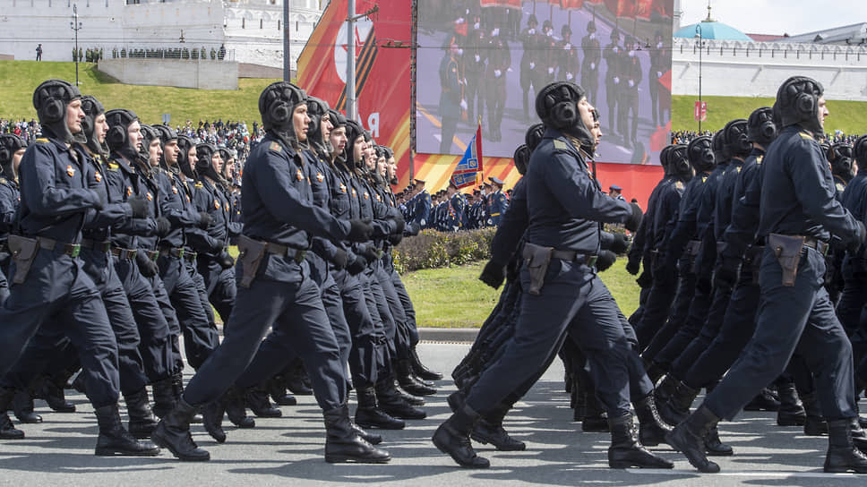 Парад Победы в Казани 9 мая