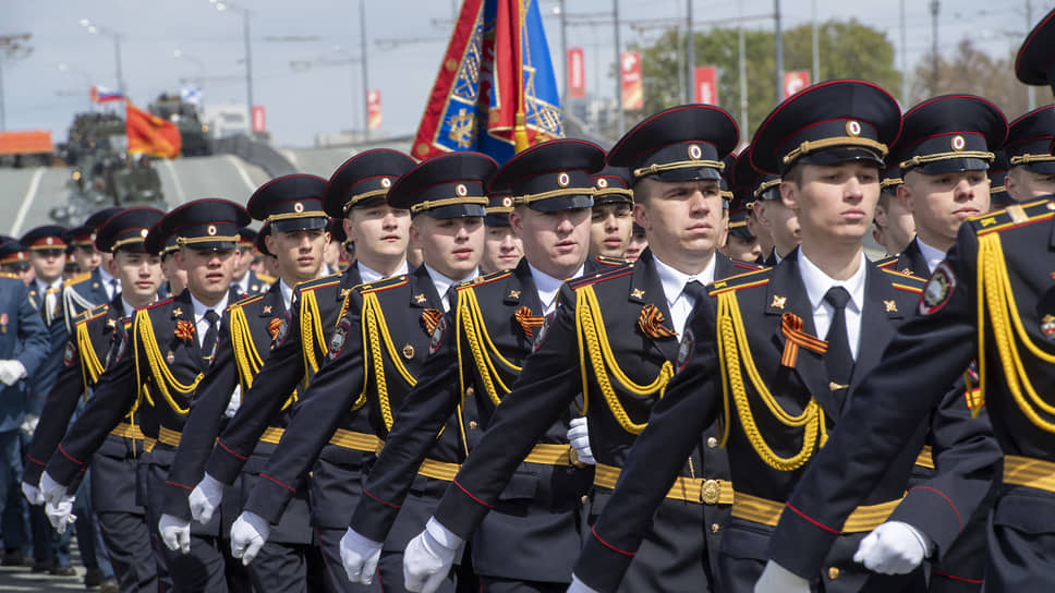 Парад Победы в Казани 9 мая