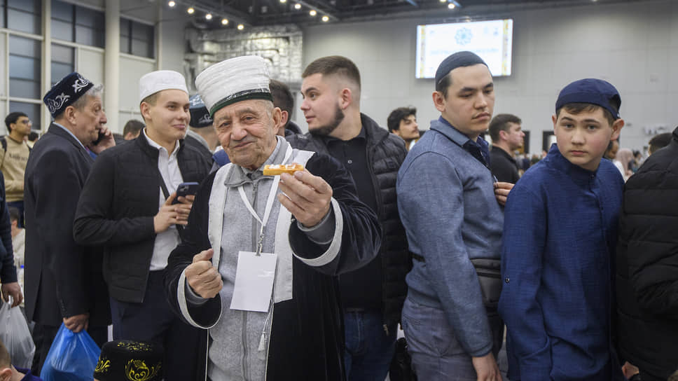 В Казани прошел 13-й республиканский ифтар