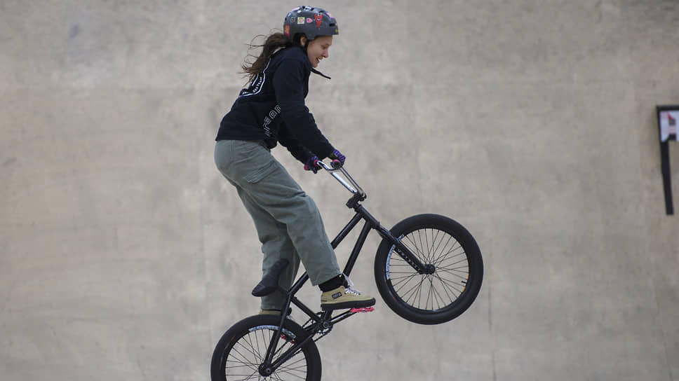 Кубок России по BMX фристайлу в олимпийской дисциплине «парк». В Экстрим-парке Урам.