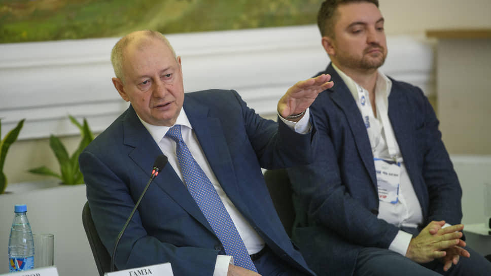 Форум &quot;ESG. Синергия бизнеса и общества для устойчивого развития региона&quot;. В здании торгово-промышленной палаты.