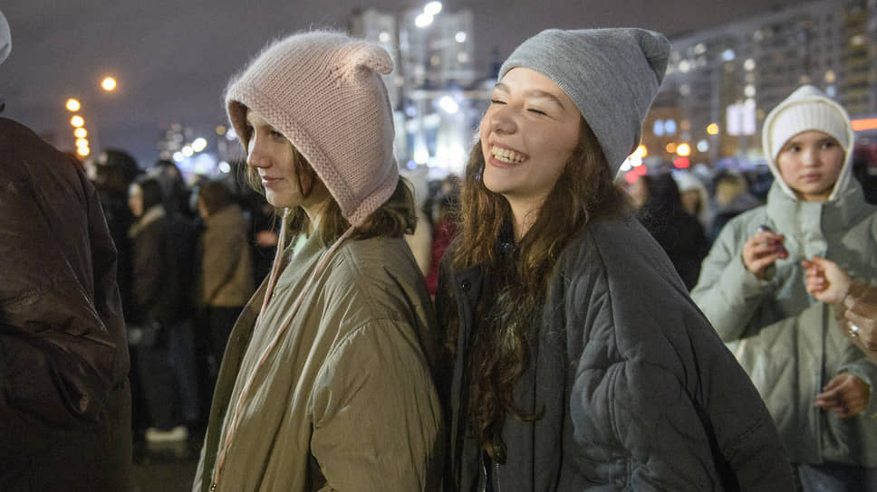 Фанаты перед началом концерта Егора Крида на Татнефть Арене.