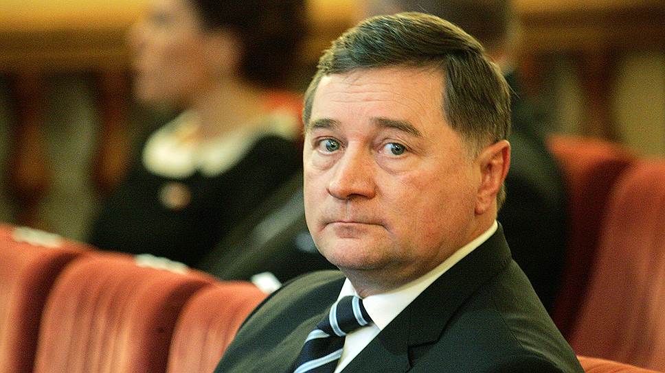 Владимир Алешко временно лишился поста главы района, но это не помешало ему поучаствовать в конференции «Единой России» 