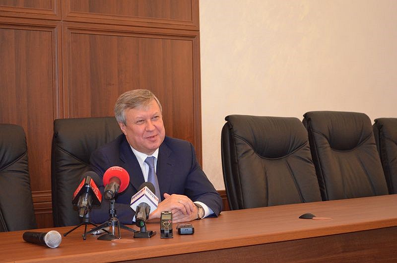 Алексей Шишкин с 2006 по 2015 годы занимал пост председателя Пензенского областного суда, а с 2015-го стал главой арбитражного суда Северо-Кавказского округа 
