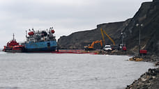 Корму танкера «Волгонефть-239» полностью достали из воды