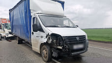 На автодороге Краснодар — Ейск столкнулись четыре автомобиля