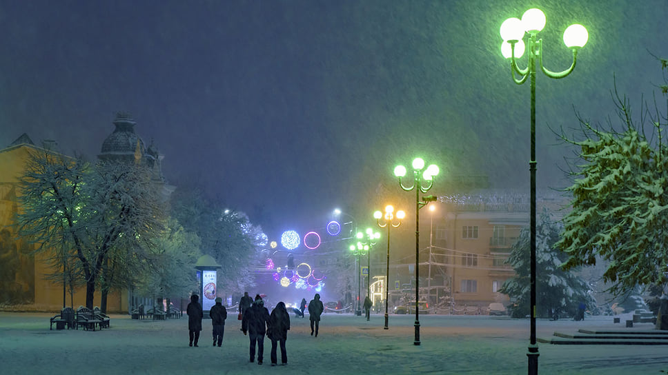 Улица Красная, площадь им. Пушкина
