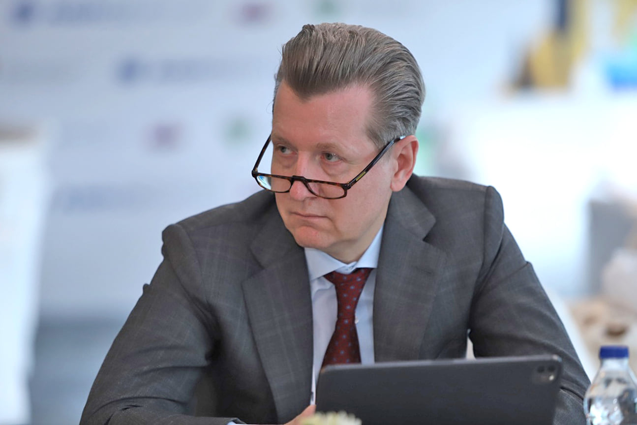 Сергей Левин