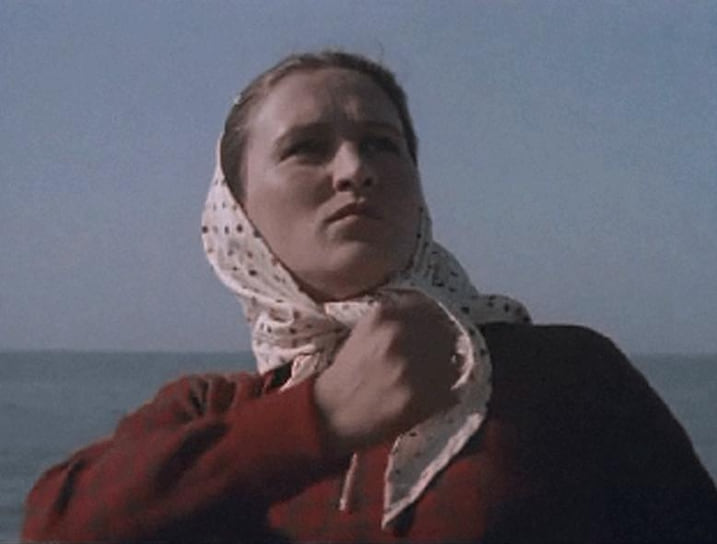 «Никита — моя любовь, хотя иногда и драки бывали. Душили мы друг друга на картине “Родня”, доказывая, кто прав. Конечно, мы старались выглядеть интеллигентно, тем более Никита из аристократической семьи, но все-таки пуговички я ему иностранные вырвала с проклятущей французской рубашки! Все бывает...»,— из интервью Нонны Мордюковой журналу «Огонек»