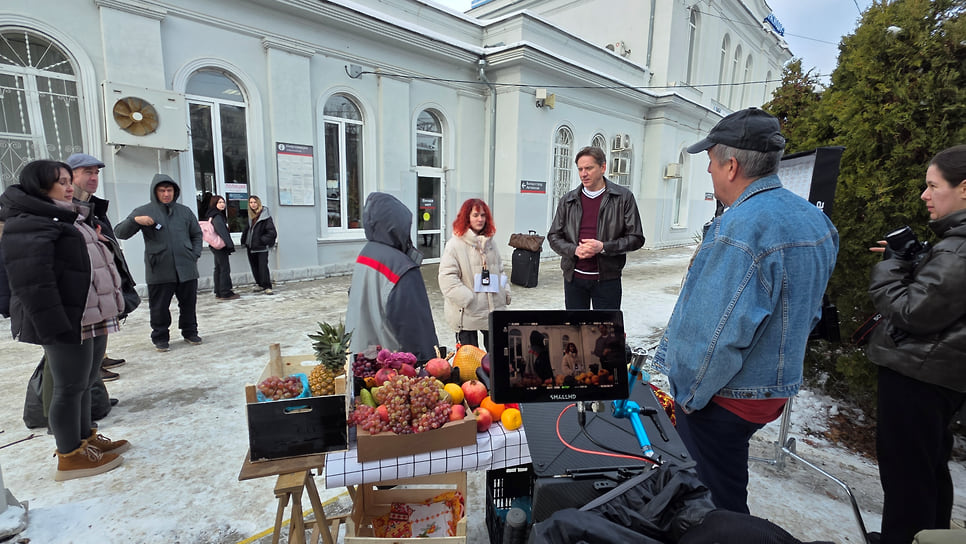 Юрий Батурин делится опытом с юным актером