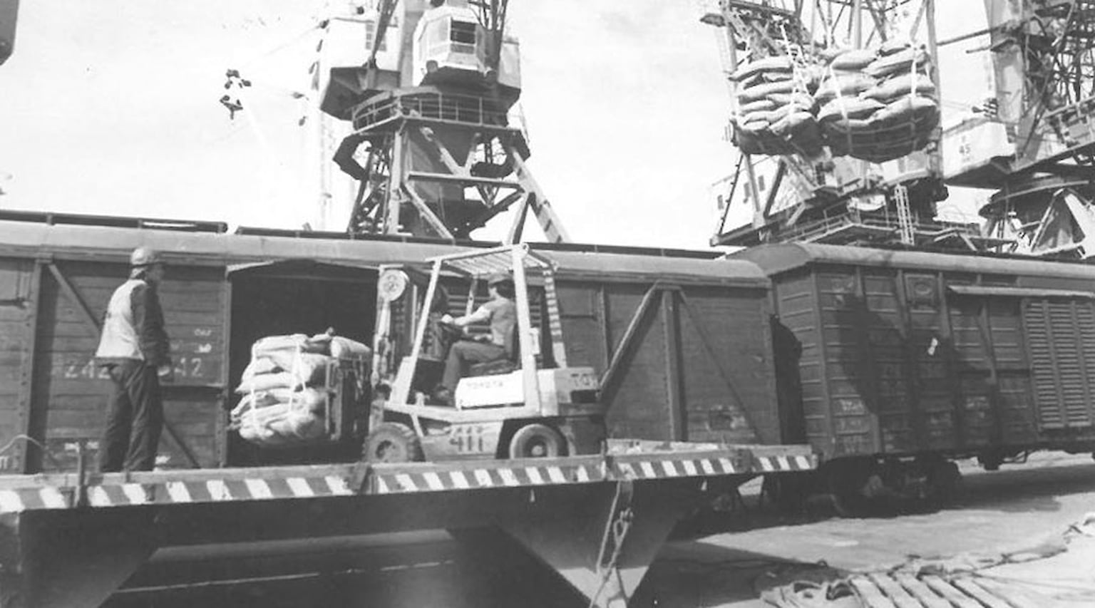 1984. Сахар-песок в строп-контейнерах из Бразилии