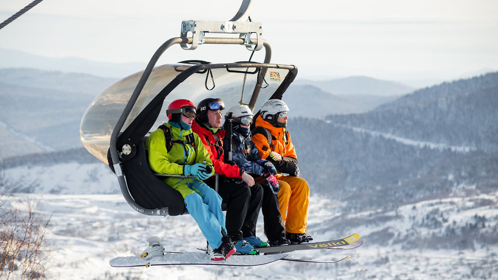 горнолыжные курорты Сочи занимают лидирующие позиции в  рейтингах самых популярных направлений для отдыха на новогодние праздники