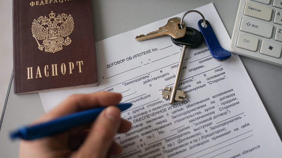 Программа льготной ипотеки продлена до 1 июля 2021 года, на сегодняшний день ею воспользовались 350 тысяч российских семей 