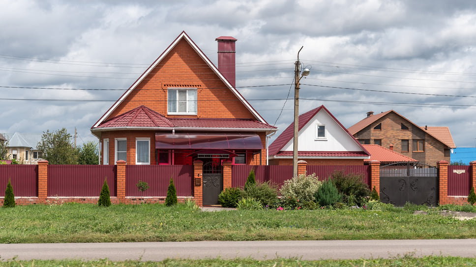 По данным аналитиков, сейчас в Краснодарском крае на продажу выставлено более 25 тыс. участков под ИЖС