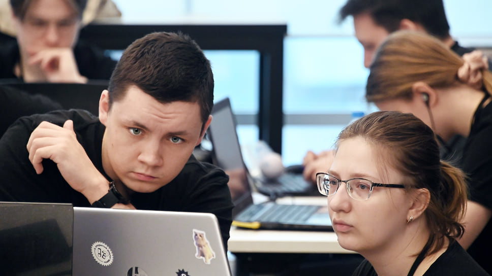 Кубанские работодатели все чаще берут на работу специалистов без опыта и студентов на стажировки