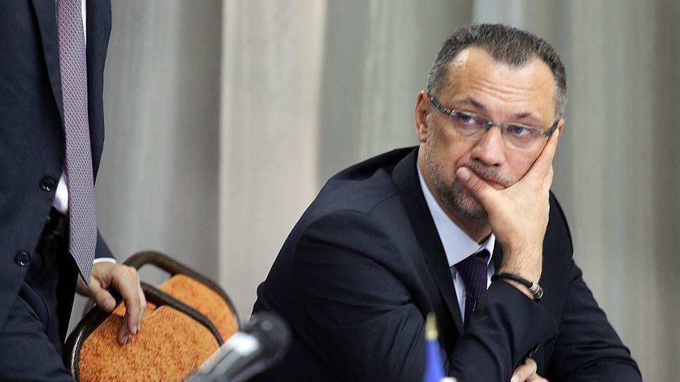 По мнению экспертов, высокопоставленному столичному банкиру Алексею Плякину было некомфортно работать в регионе