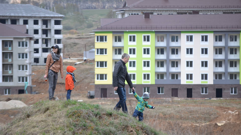 Обманутые дольщики в Новинках дождались возобновления строительства домов за счет бюджета