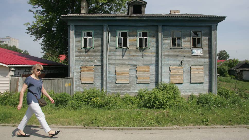 Чиновники планируют направить деньги на строительство жилья, коммуникаций и дорог, но средства в федеральном бюджете на это еще не ­заложены