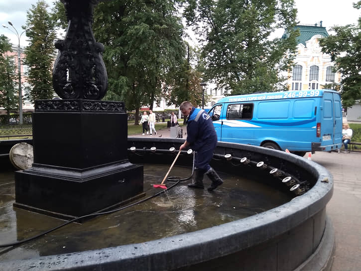 Водоканал смог отремонтровать фонтаны, но их содержание показалось мэрии дорогим