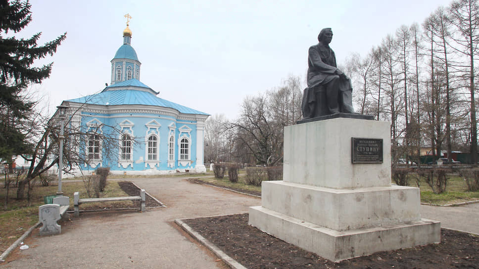 В арзамасском парке наломали дров