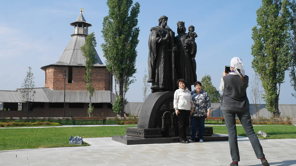 Нижегородские туроператоры говорят, что регион посетили 600 тыс. туристов, а не 1,8 млн, как подсчитали власти