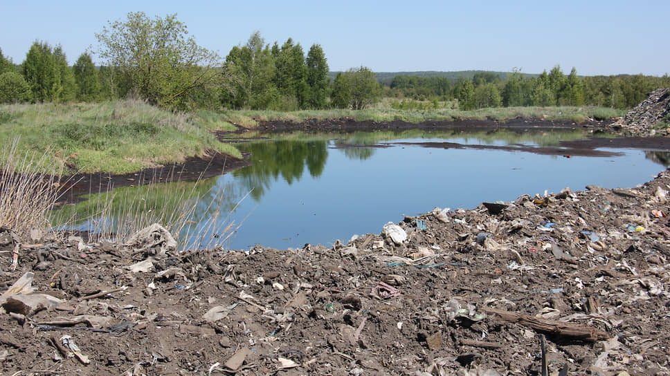 Нижегородские экологи считают, что на полигоне в Шатковском районе готовятся закопать незаконно складированные отходы