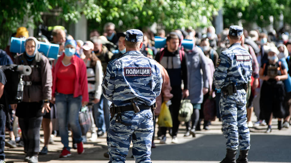 Полиция не рискнула вмешиваться в шествие