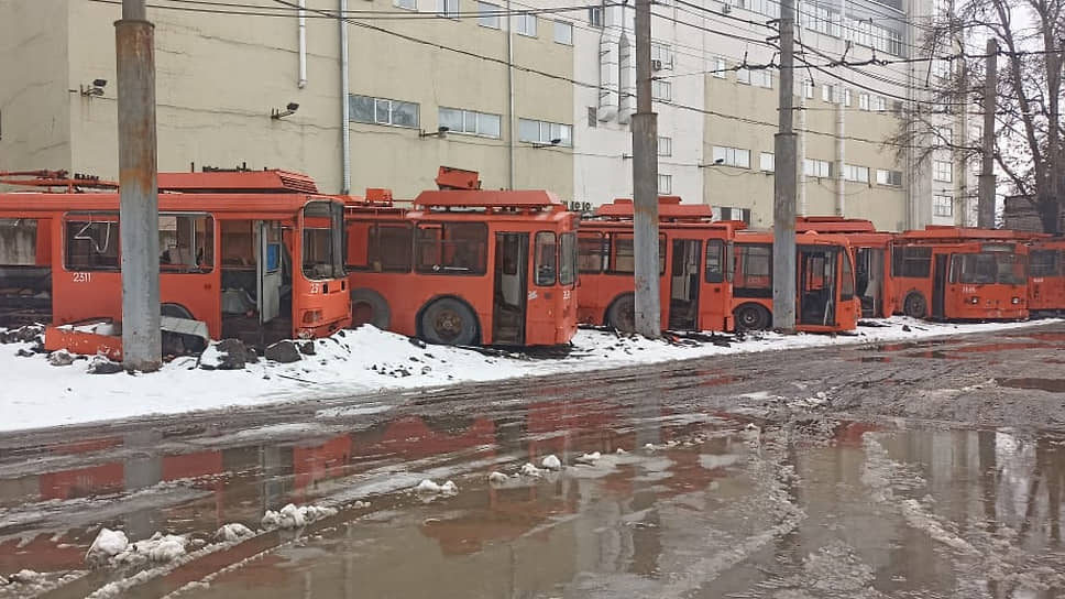 Списанные троллейбусы, выставленные на торги как металлолом