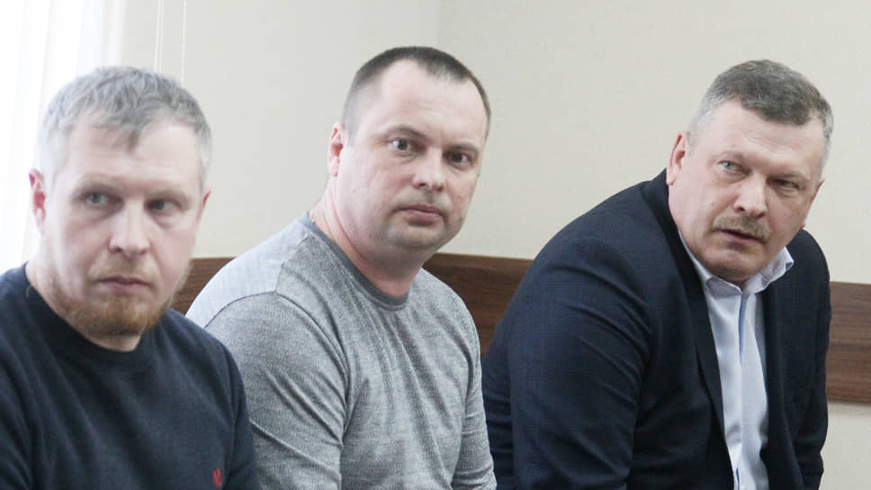 Обвиняемые в гибели нижегородца в промоине (слева направо) Вячеслав Балашов, Сергей Круглов и Сергей Прокофьев